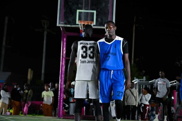 Plus Jeuf - Basketball Kit - Image 2